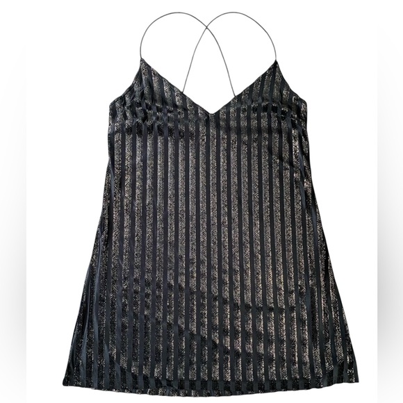 Forever 21 Women’s Velvet Black Metallic Mini Dress Size M - Picture 4 of 8